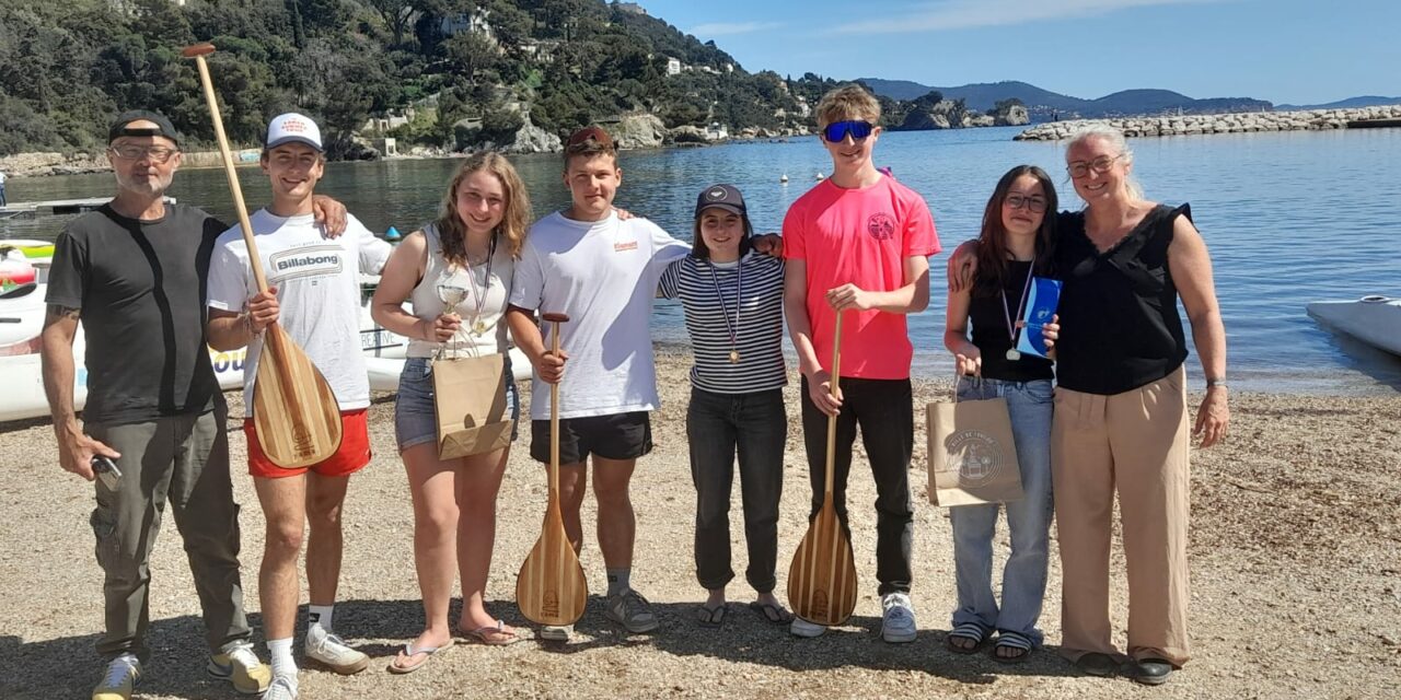 Sélections nationales en pirogue.